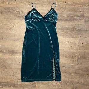 Deep blue velvet dress (medium)
